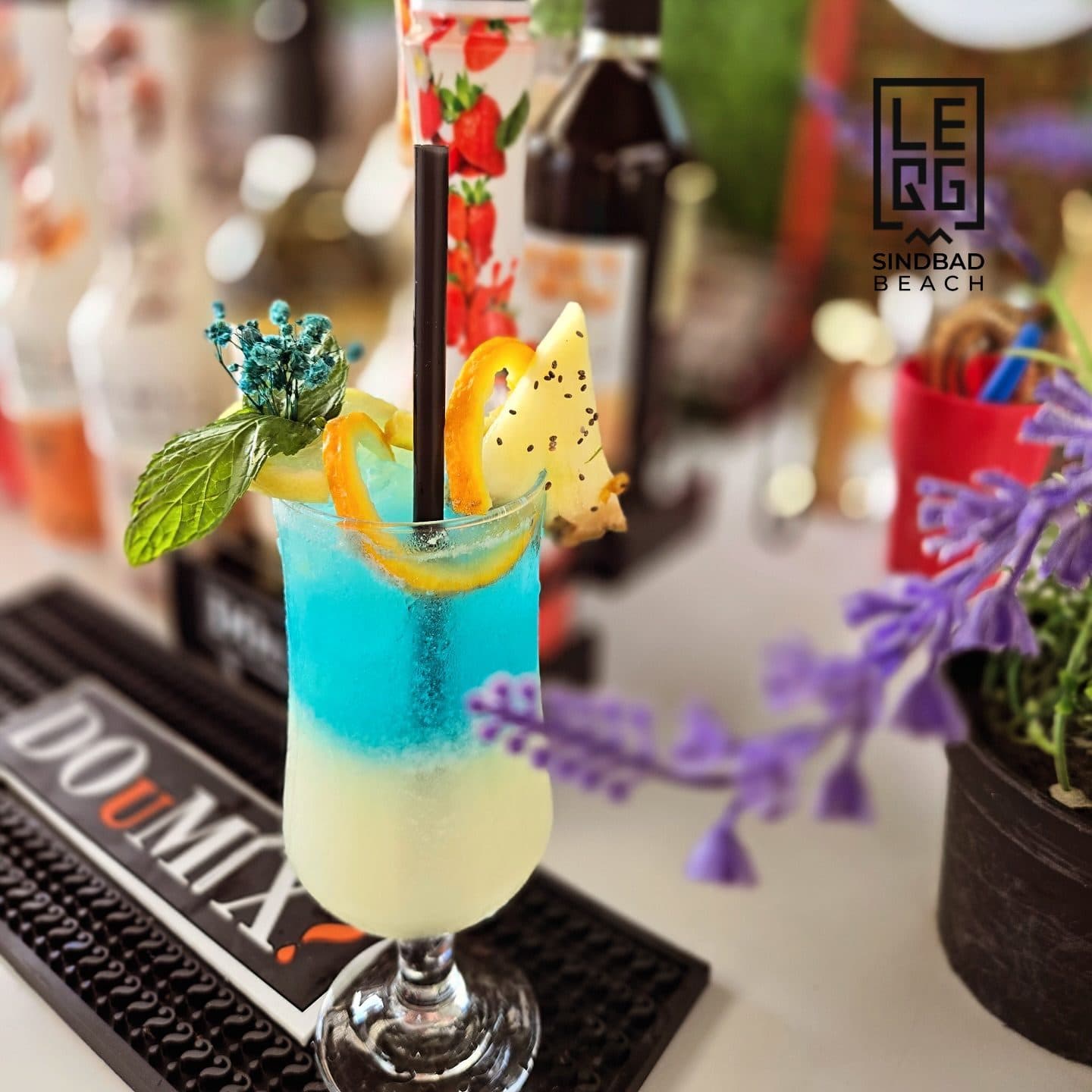 Le QG — Beach Lounge · Front de mer · Club