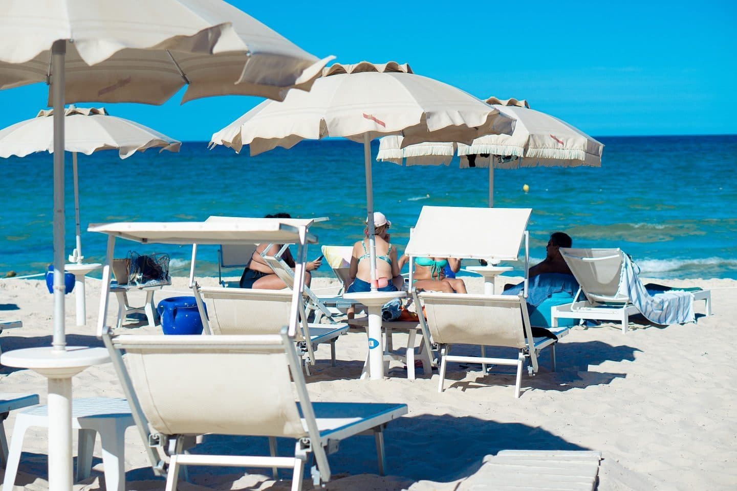 Le QG — Beach Lounge · Front de mer · Club