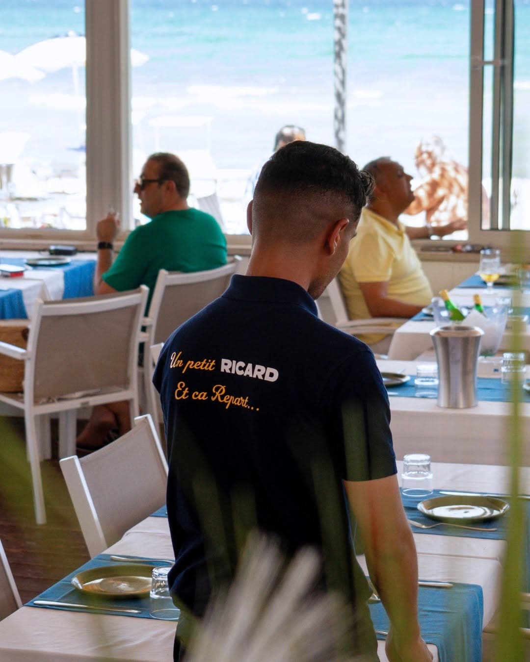 Le QG — Beach Lounge · Front de mer · Club