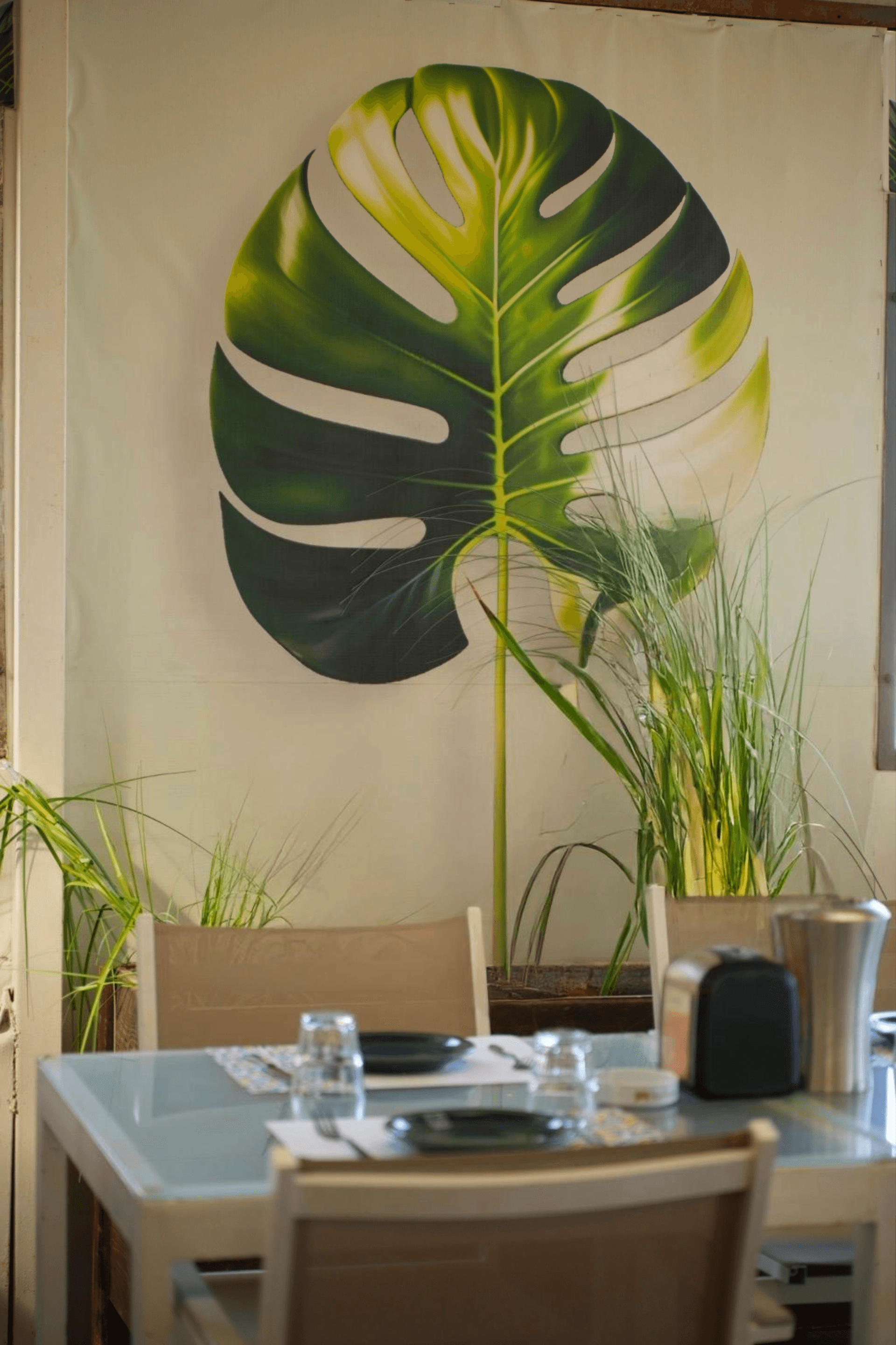 Le QG — Beach Lounge · Front de mer · Club